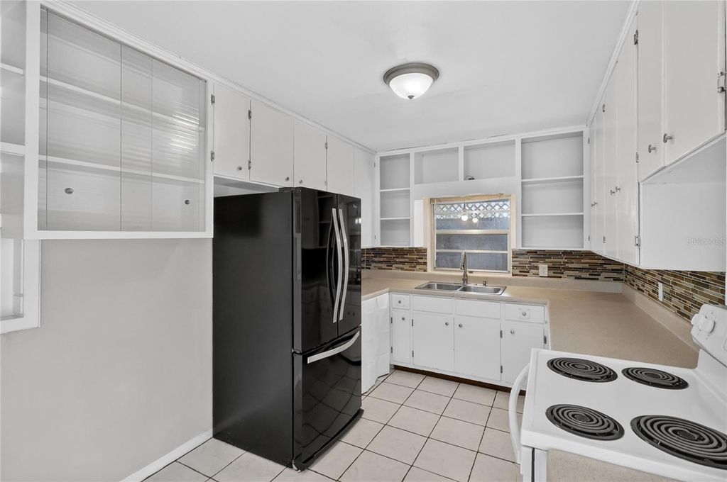 Image 18 of property listing at 307 STEEDLY AVENUE, Lake Wales, FL 33853
