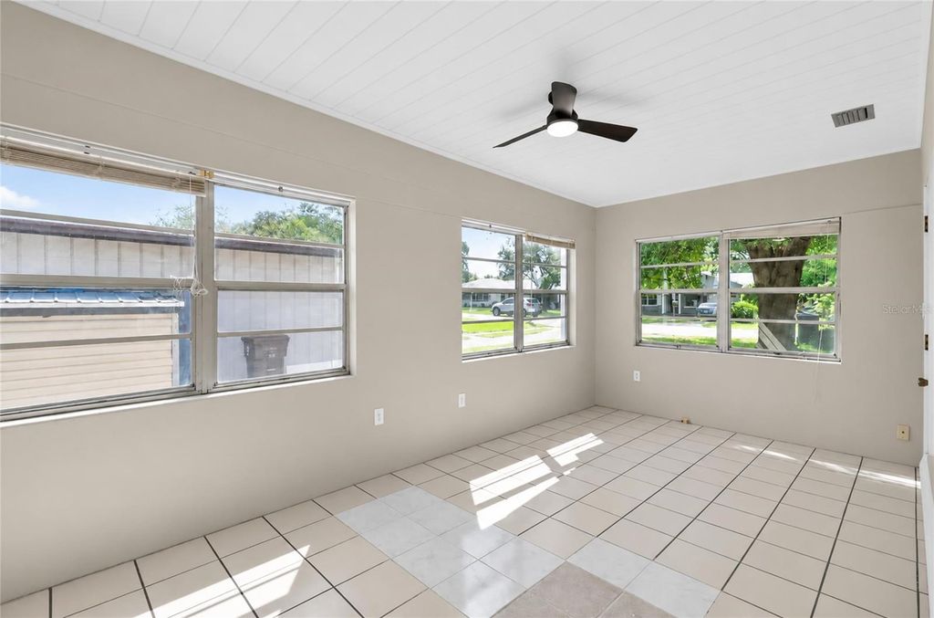Image 23 of property listing at 307 STEEDLY AVENUE, Lake Wales, FL 33853