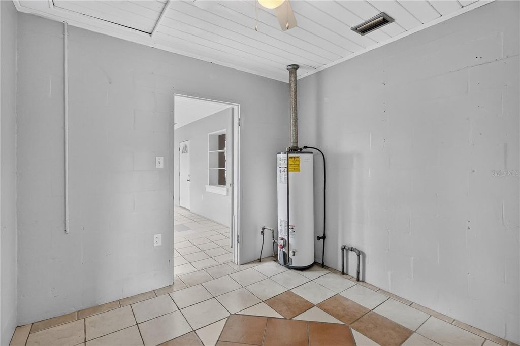 Image 43 of property listing at 307 STEEDLY AVENUE, Lake Wales, FL 33853