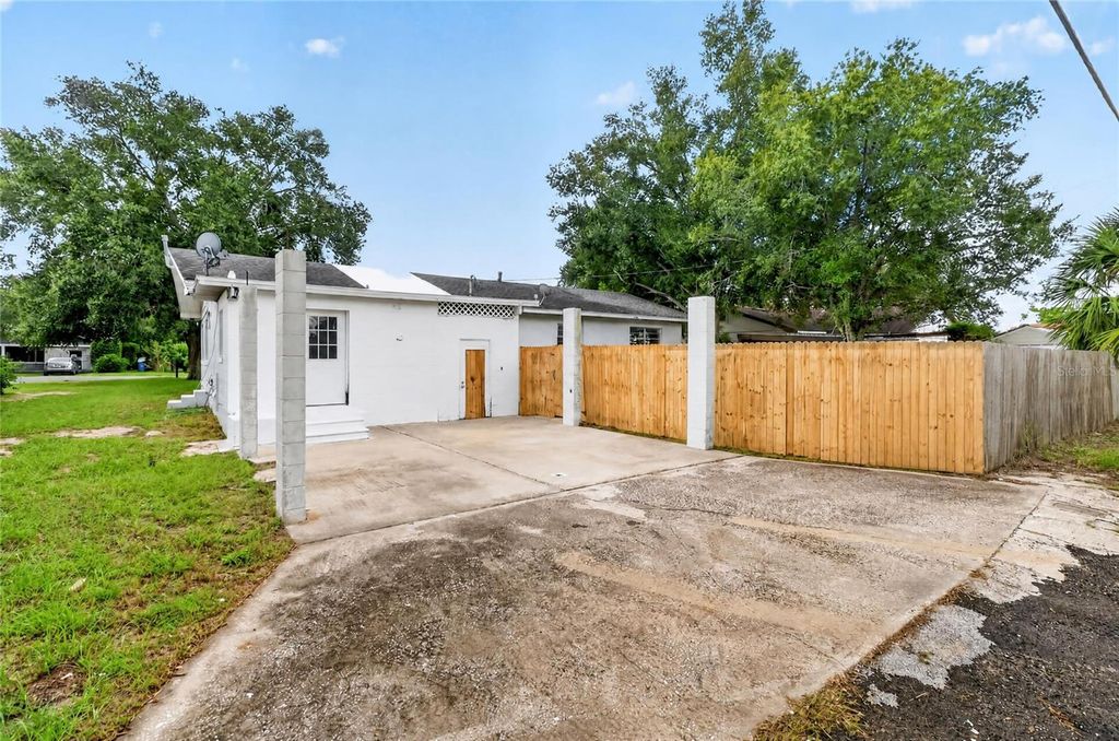 Image 46 of property listing at 307 STEEDLY AVENUE, Lake Wales, FL 33853