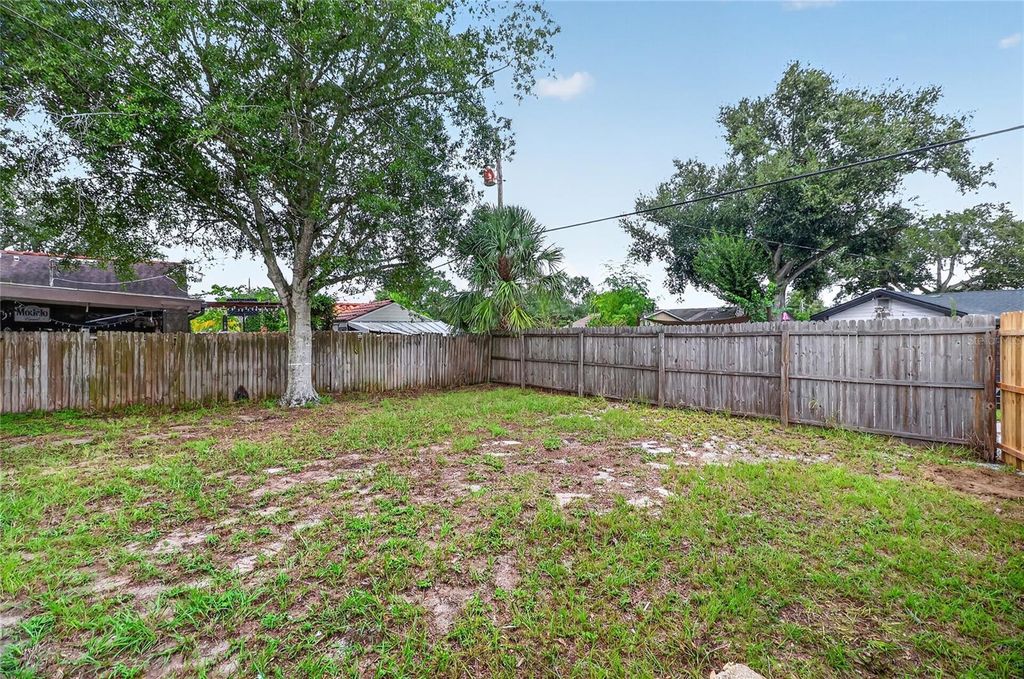 Image 51 of property listing at 307 STEEDLY AVENUE, Lake Wales, FL 33853