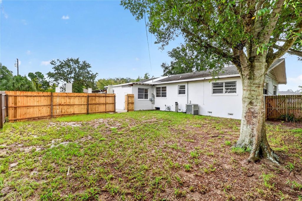 Image 52 of property listing at 307 STEEDLY AVENUE, Lake Wales, FL 33853
