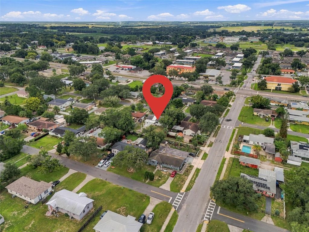 Image 54 of property listing at 307 STEEDLY AVENUE, Lake Wales, FL 33853