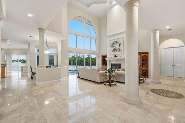 18499 SE Palm Island Lane, Jupiter, FL 33458