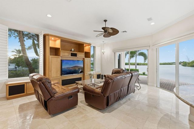 18499 SE Palm Island Lane, Jupiter, FL 33458