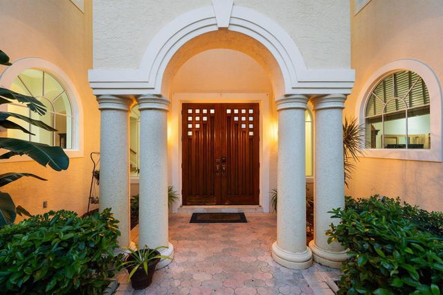 18499 SE Palm Island Lane, Jupiter, FL 33458