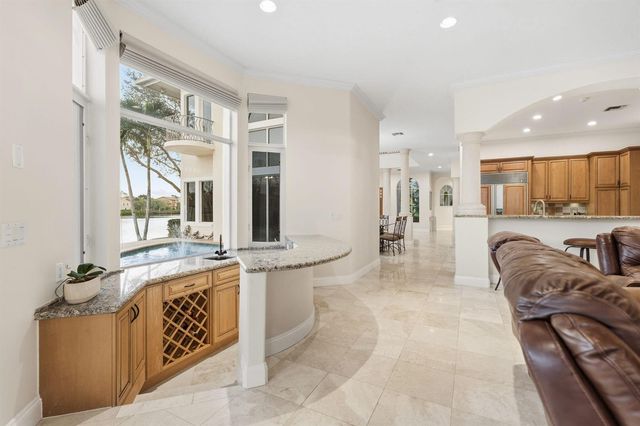 18499 SE Palm Island Lane, Jupiter, FL 33458
