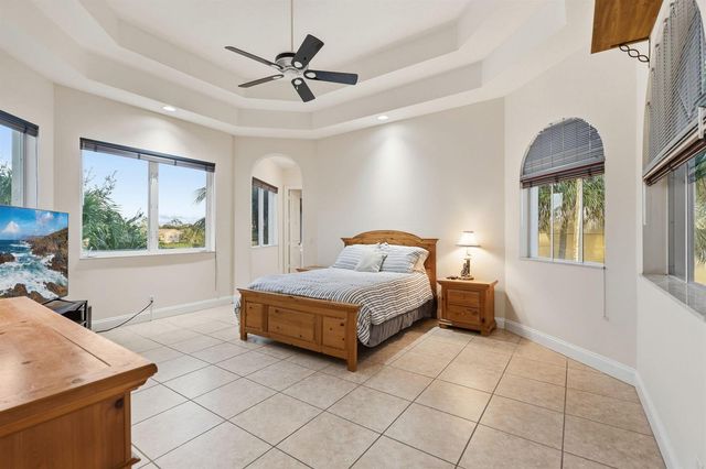 18499 SE Palm Island Lane, Jupiter, FL 33458