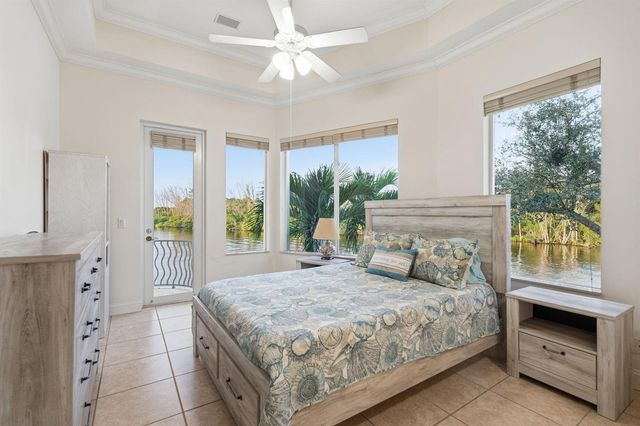 18499 SE Palm Island Lane, Jupiter, FL 33458