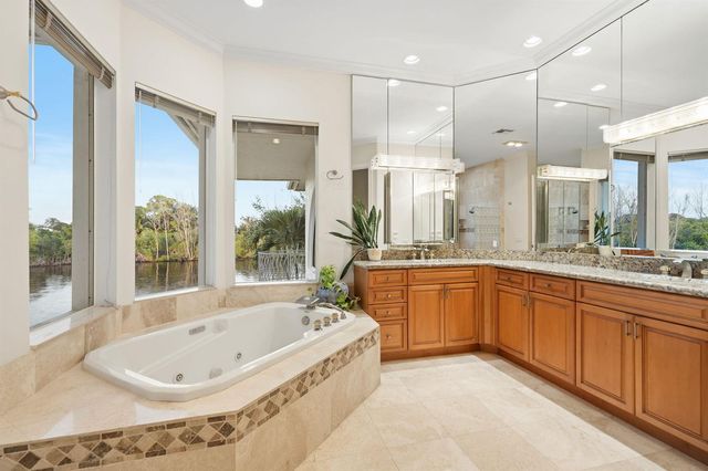 18499 SE Palm Island Lane, Jupiter, FL 33458