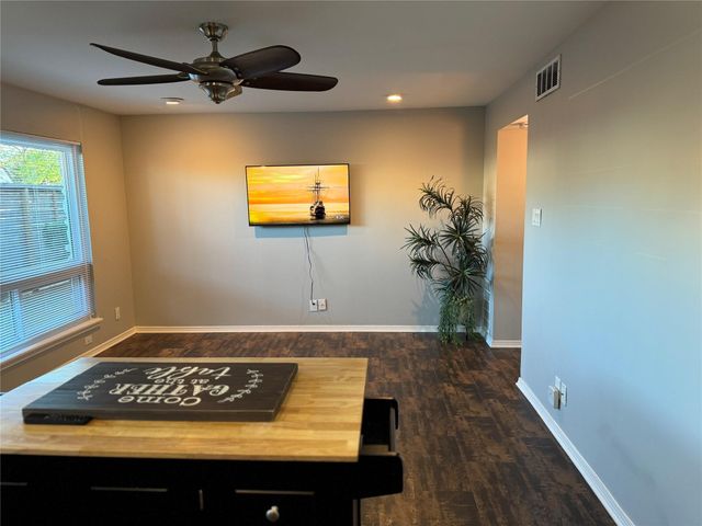 1529 Wirt Road 27, Houston, TX 77055