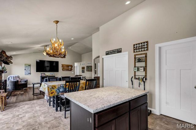 31 Pine Lake Drive, Troy, MO 63379