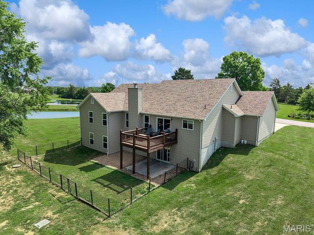 31 Pine Lake Drive, Troy, MO 63379