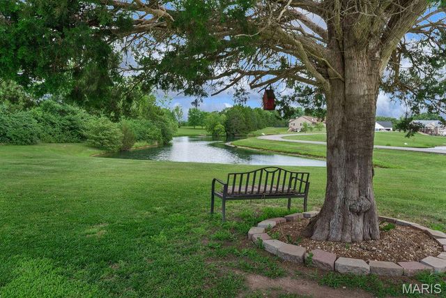 31 Pine Lake Drive, Troy, MO 63379