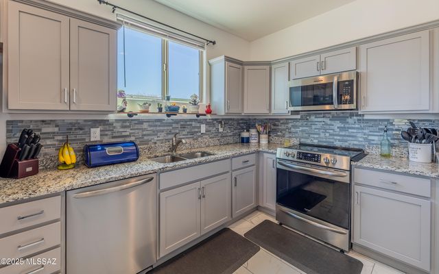 12123 S Creosote Valley Road, Vail, AZ 85641