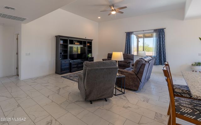 12123 S Creosote Valley Road, Vail, AZ 85641