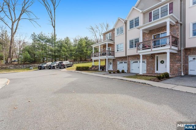 3 Brandon Court, Butler Borough, NJ 07405