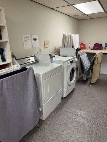 305 Pine St 12, Lowell, MA 01851