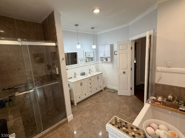 70 Girard Pl, Newark City, NJ 07108