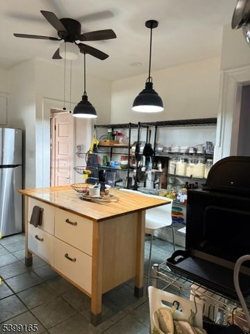 70 Girard Pl, Newark City, NJ 07108