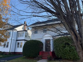 70 Girard Pl, Newark City, NJ 07108