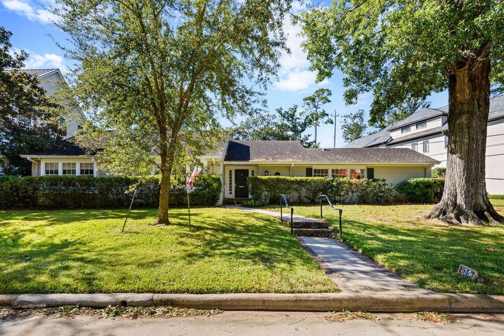 35 Tiel Way, Houston, TX 77019