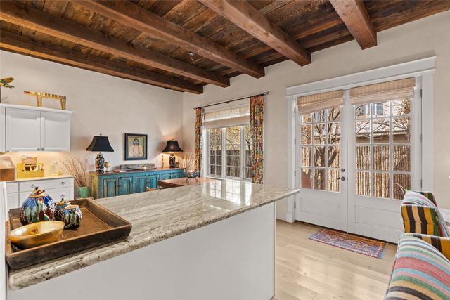 314 Artist 2, Santa Fe, NM 87501