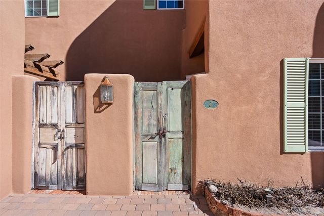314 Artist 2, Santa Fe, NM 87501