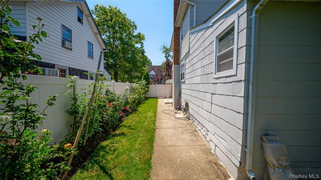 681 Stowe Avenue, Baldwin, NY 11510