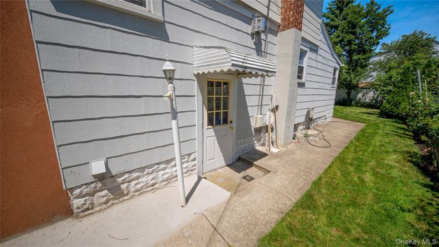 681 Stowe Avenue, Baldwin, NY 11510