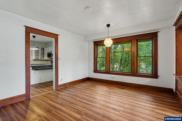 301 Orchard St, Silverton, OR 97381