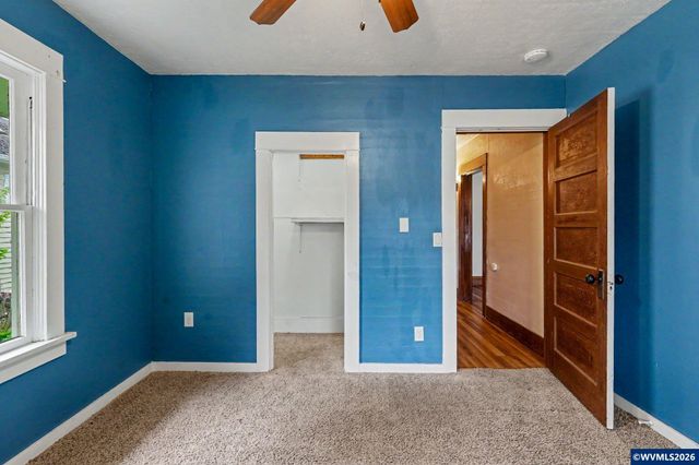 301 Orchard St, Silverton, OR 97381