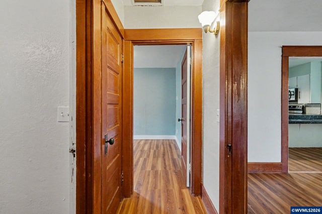 301 Orchard St, Silverton, OR 97381
