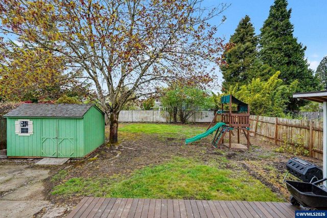 301 Orchard St, Silverton, OR 97381