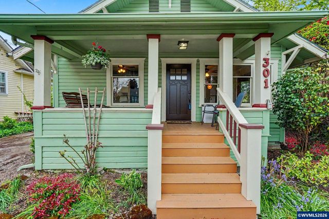 301 Orchard St, Silverton, OR 97381
