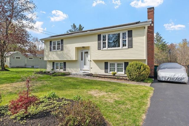13 Groton Shirley Rd, Ayer, MA 01432