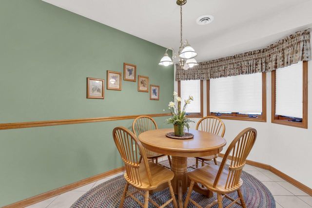 433 Quail Point DRIVE, Mount Pleasant, WI 53406