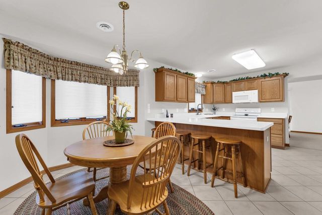 433 Quail Point DRIVE, Mount Pleasant, WI 53406