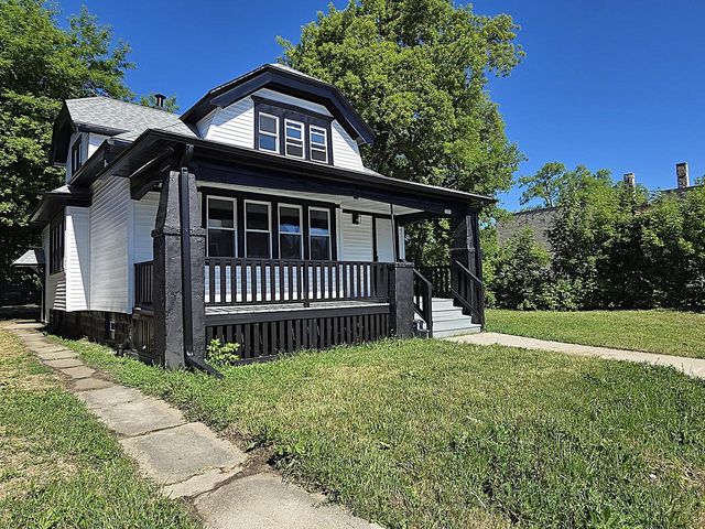 3353 N 27th STREET, Milwaukee, WI 53216
