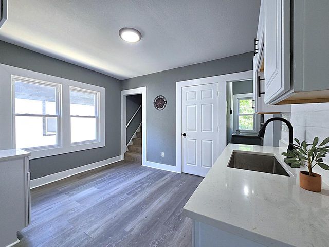 3353 N 27th STREET, Milwaukee, WI 53216