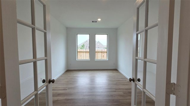 8223 Holly Blue Drive, Rosharon, TX 77583