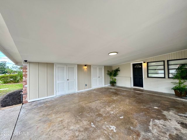 5414 PLAYA Way, Jacksonville, FL 32211