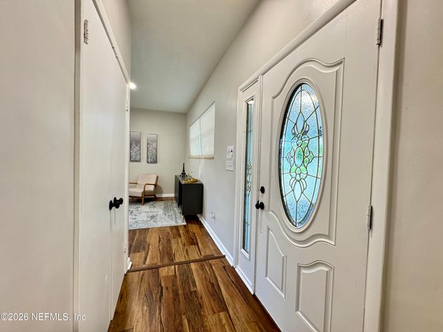 5414 PLAYA Way, Jacksonville, FL 32211