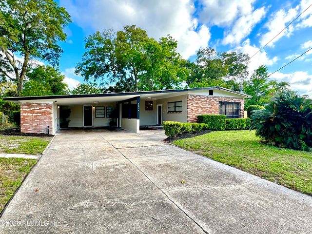 5414 PLAYA Way, Jacksonville, FL 32211