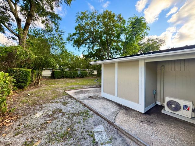 5414 PLAYA Way, Jacksonville, FL 32211