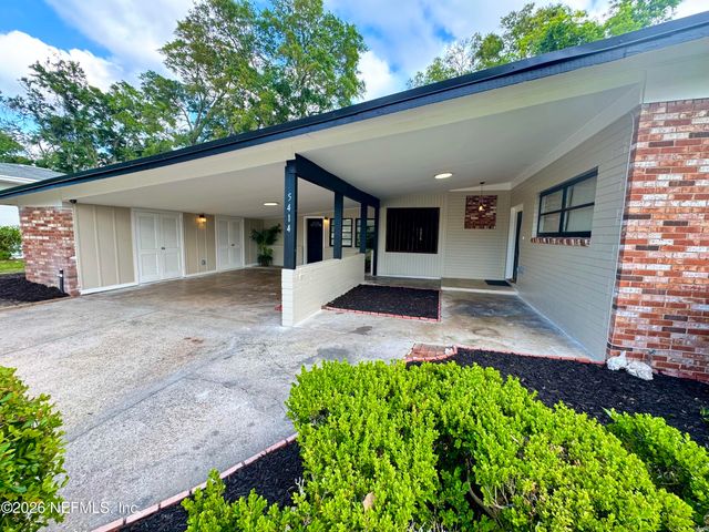 5414 PLAYA Way, Jacksonville, FL 32211