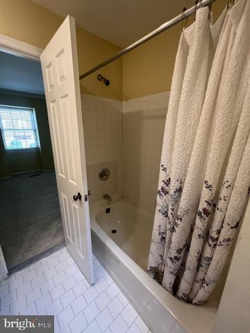 15524 VILLISCA TER, Derwood, MD 20855
