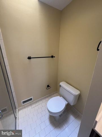 15524 VILLISCA TER, Derwood, MD 20855