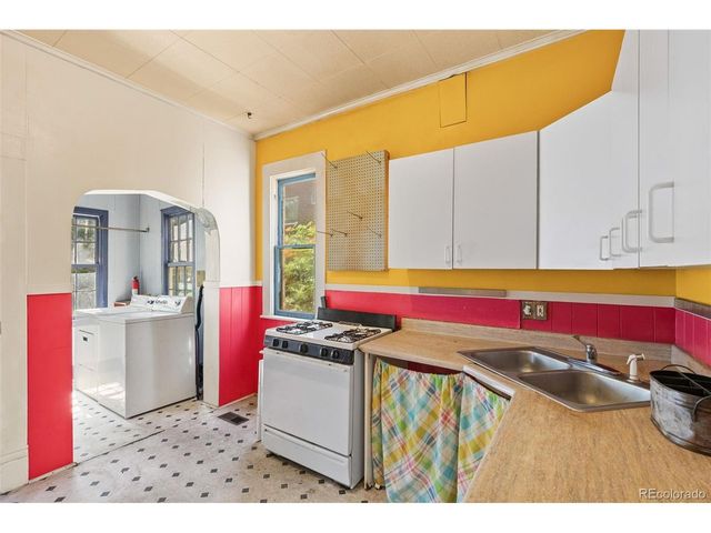 1552 Detroit St, Denver, CO 80206