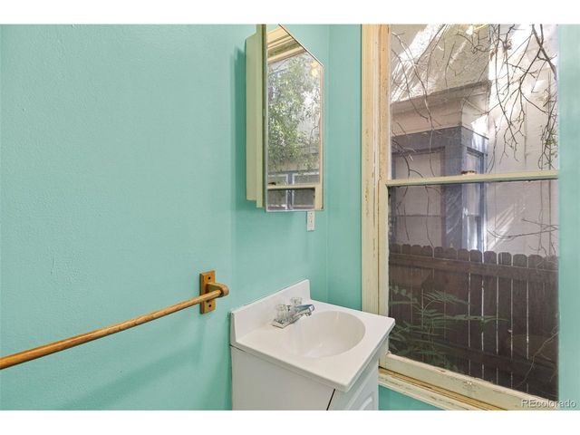 1552 Detroit St, Denver, CO 80206